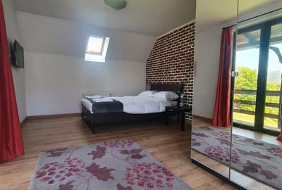 Casă cu 4 camere în Fundata - 1