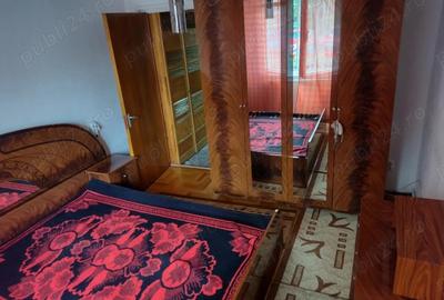 Inchiriez apartament 3 camere zona Gemenii - 4