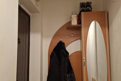 Apartament cu 2 camere semidecomandat în Drumul Găzarului