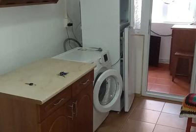 Inchiriez garsoniera - 4