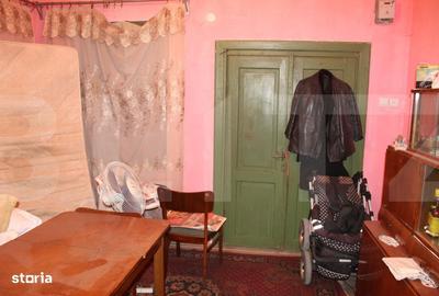 Casă cu 4 camere cu Teren 1500 Mp în Vâlcele - 1
