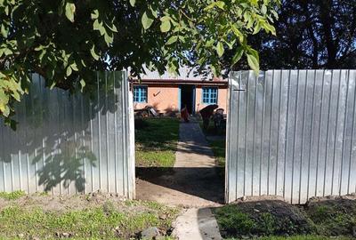 Casa cu teren de 2000 m - 1