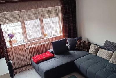 Apartament cu 3 camere decomandat în City Park Mall
