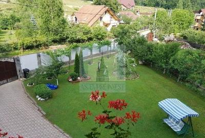 Casa/Villa 10 camere ,322 mp utili, teren 796 mp- zona 7 scari/ Sacele - 2