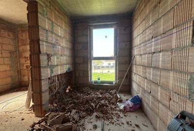 Duplex cu 4 camere cu Canalizare în Moșnița Nouă - 14