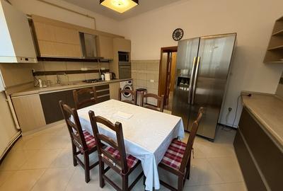 Casă individuală cu 7 camere cu Canalizare în Ultracentral - 30