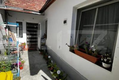 Casă cu 2 camere cu Teren 75 Mp în Central