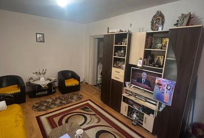 Apartament cu 2 camere semidecomandat, mobilat în Alexandru cel Bun