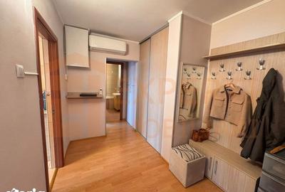 Apartament cu 2 camere decomandat în Sud