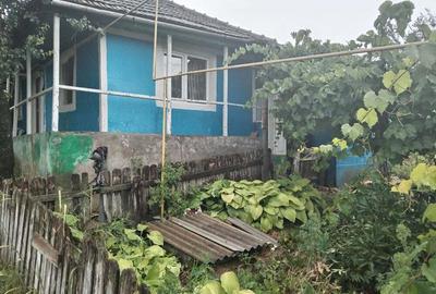 Casă cu 3 camere în Costești - 4