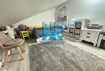 Apartament cu 3 camere în Păcurari