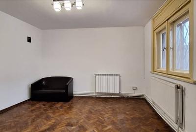 GARA CASA 3 CAMERE + DOUA CURTI RENOVATA GAZE IDEAL ACTIVITATI COMERCIALE - 10