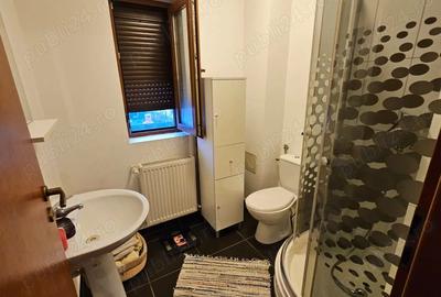 Casă cu 4 camere cu Canalizare în 1 Decembrie - 4
