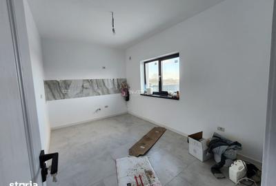 Casă cu 4 camere cu Teren 400 Mp în Miroslava
