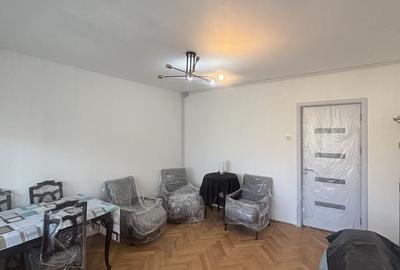 Apartament cu 3 camere decomandat în Gării