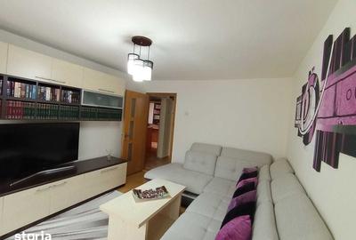 Apartament cu 3 camere decomandat în Central - 1