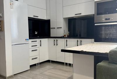 Apartament cu 4 camere semidecomandat în Andrei Mureșanu - 1