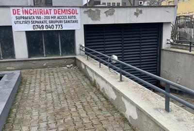 Spațiu comercial, de 200 mp, în Central - 1