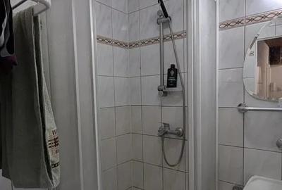 Garsonieră decomandată în Buziașului