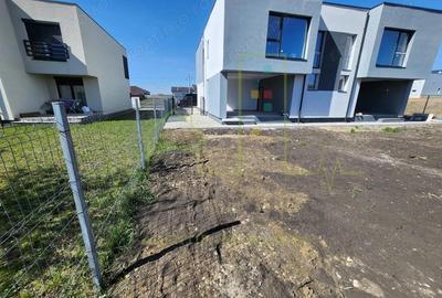 Apartament in Vila. Gradina proprie 150 mp. Terasa. 20.66 - 5