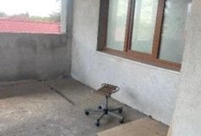 Casă individuală cu 6 camere cu Canalizare în Bucureștii Noi - 3