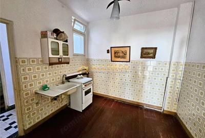 Casă cu 4 camere cu Teren 274 Mp în Central - 2