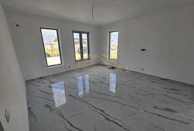 Casă cu 3 camere cu Teren 330 Mp în Berceni - 3