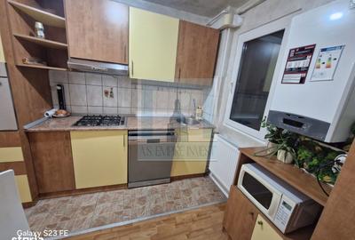 Apartament cu 3 camere semidecomandat, mobilat în Astra - 2