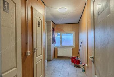 Hala + Spatiu de birouri cu destinatii multiple : Teren 1116 mp - 12