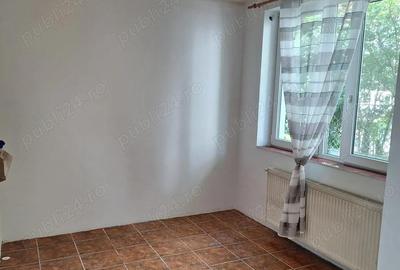 Zona centrala (la 5 minute de Centrul Vechi) apartament tip duplex, s.u. 133 mp, parter - 3