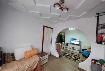 Apartament cu 3 camere semidecomandat în Central - 6