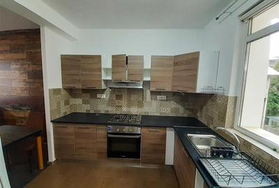 Casă cu 4 camere cu Canalizare în Aeroport - 12