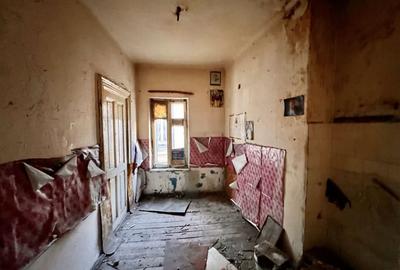 Casă individuală cu 35 camere cu Canalizare în Centrul Civic - 14