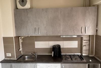 Garsonieră decomandată, mobilată în Vitan - 5