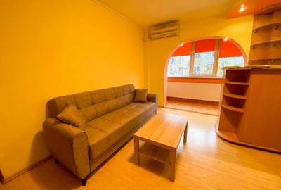 Apartament cu 2 camere semidecomandat în Tineretului