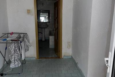 Casă cu 4 camere cu Teren 2600 Mp în Central - 9