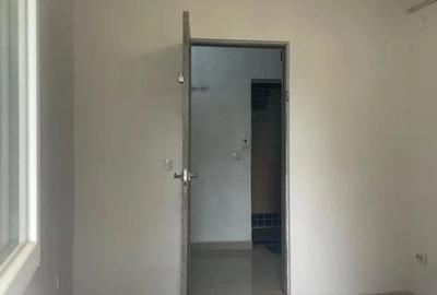 Camera de inchiriat - spatiu comercial - 5