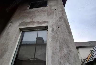 De vanzare-Casa P+M ?i 565 m teren in Mun. Rm Valcea, cartier Goranu, Calea Bucure?ti 127 A - 2