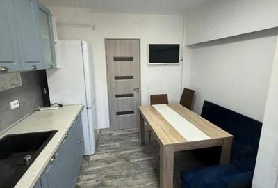 Apartament cu 2 camere decomandat în 1 Mai - 5