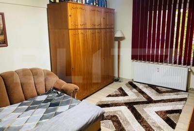 Apartament cu 3 camere decomandat, mobilat în Central - 12