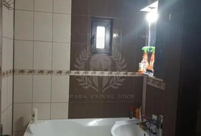 // 3 CAMERE // ZONA PALTINIS // - 3