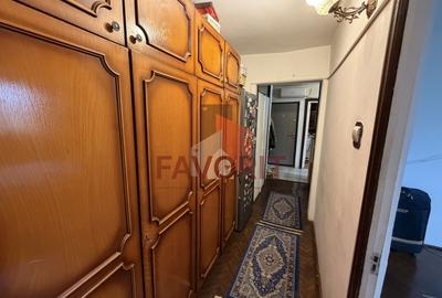 Apartament cu 3 camere decomandat în Steaua - 11