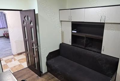Apartament cu 3 camere decomandat în Central - 4