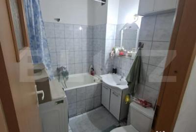 Garsonieră în Vest