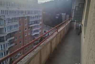 Apartament cu 3 camere decomandat în Centrul Civic - 3