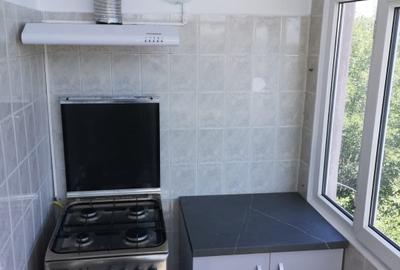 Apartament cu 2 camere decomandat în Băneasa - 10