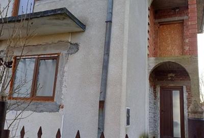 Casă cu 4 camere în Paulian - 7