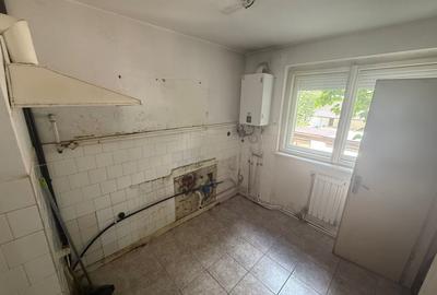 Apartament spatios cu 4 camere, etaj 1 - decomandat, zona Sasar - 6