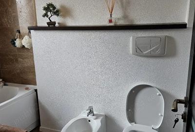 Apartament cu 3 camere decomandat în Central - 1