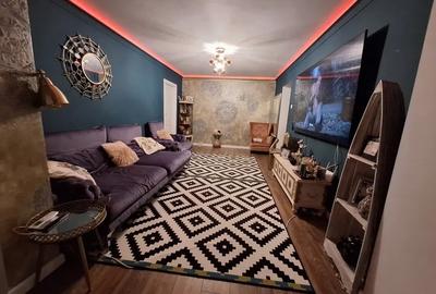 Apartament cu 3 camere decomandat, mobilat în Titan